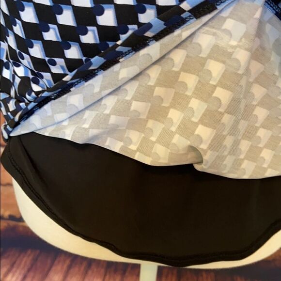 WhiteHouse BlackMarket Petite Blouse - Picture 5 of 8
